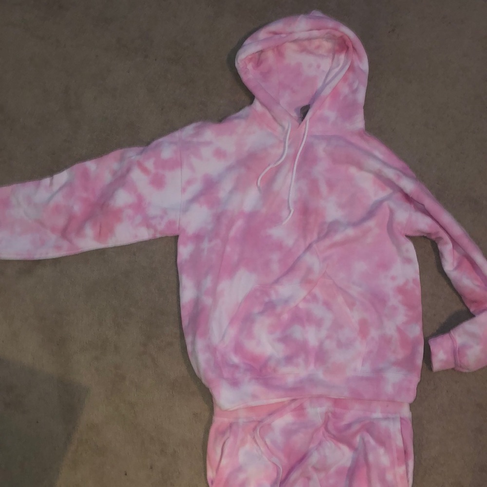 Pink tie-dye Etsy jogger and hoodie set